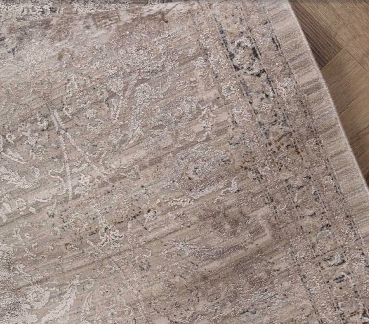 1136854A-113D-49E5-B4B7-0C8CC9D153C1